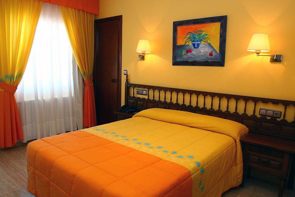 Hotel Pipo Санксенсо Екстериор снимка