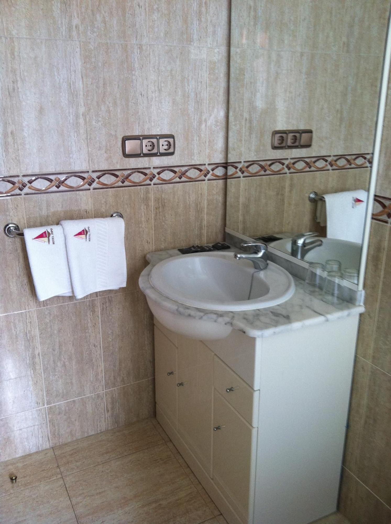 Hotel Pipo Санксенсо Екстериор снимка